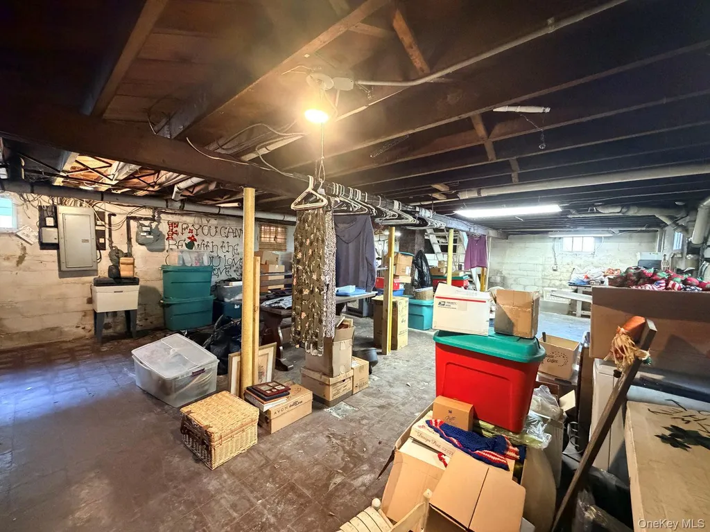 2851 Wilson Avenue Bellmore NY 11710