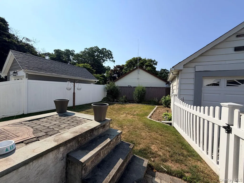 2851 Wilson Avenue Bellmore NY 11710