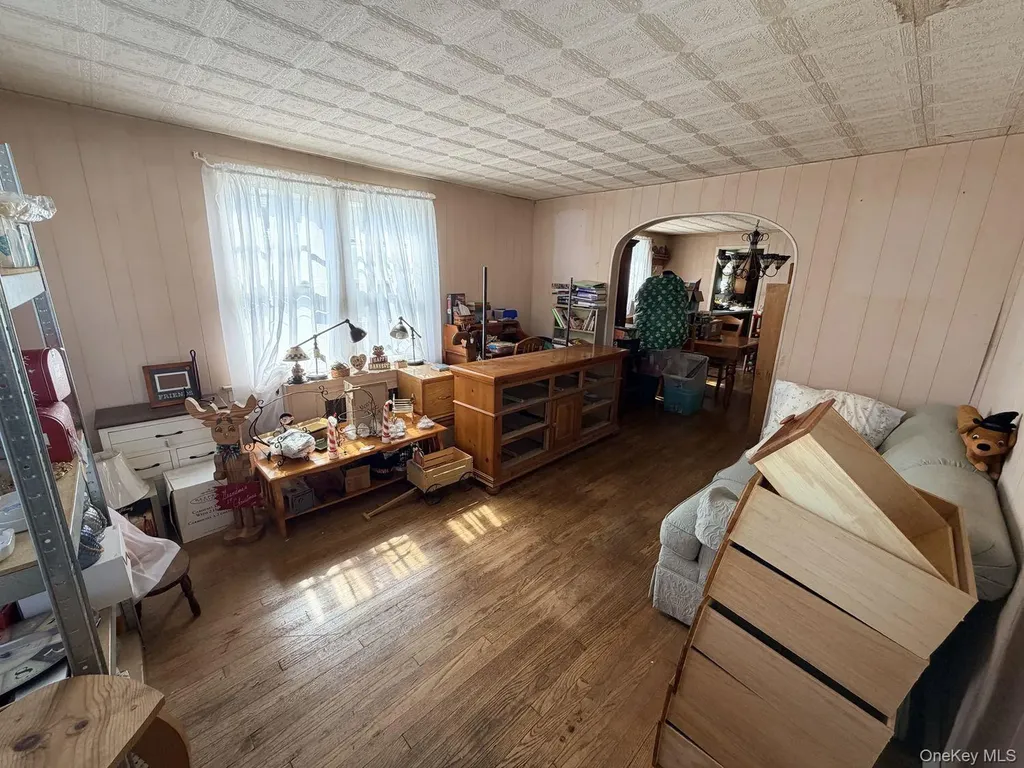 2851 Wilson Avenue Bellmore NY 11710