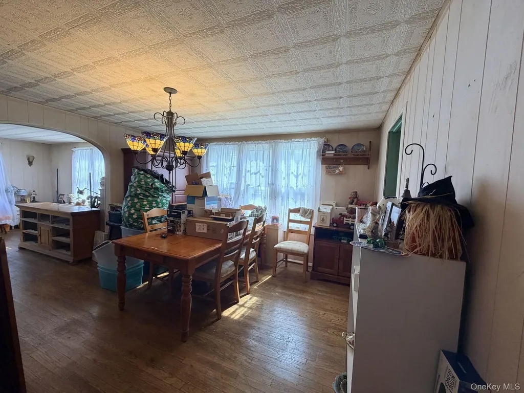 2851 Wilson Avenue Bellmore NY 11710