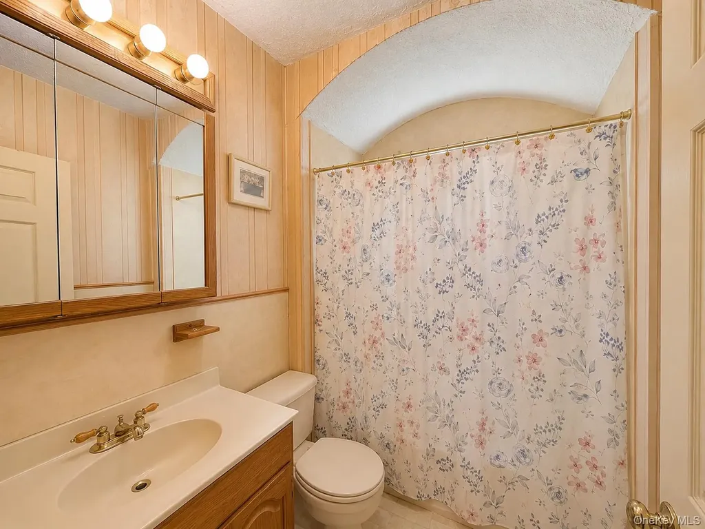 2851 Wilson Avenue Bellmore NY 11710