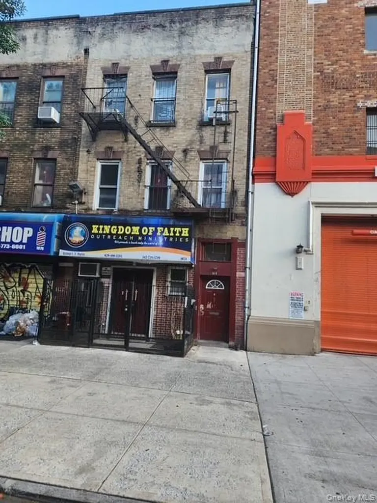 1074 Saint Johns Place Brooklyn NY 11213