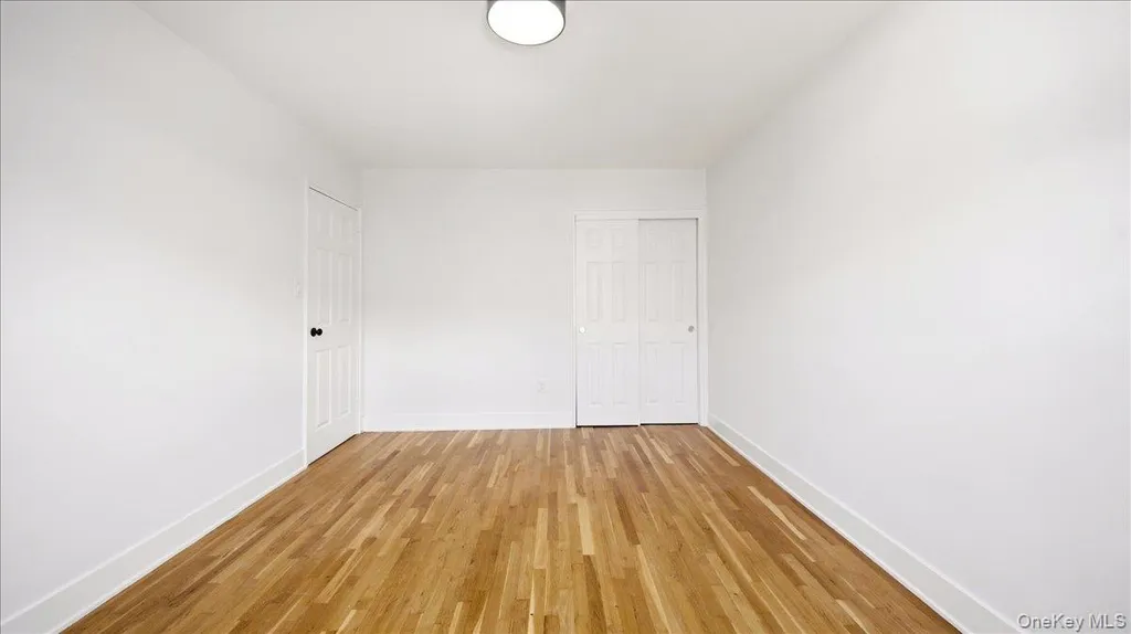 3337 Gunther Avenue Bronx NY 10469