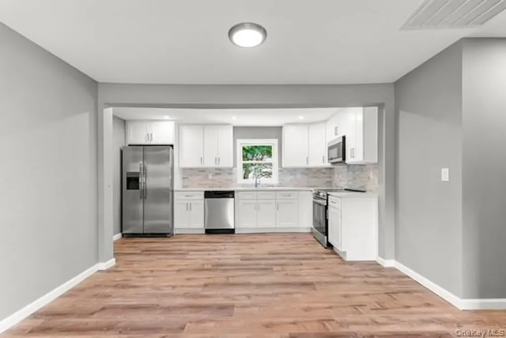 1340 Manor Lane Bay Shore NY 11706