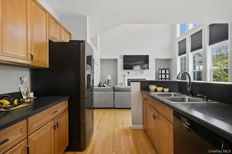 236 Buttonwood Way Hopewell Junction NY 12533