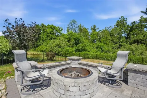 236 Buttonwood Way Hopewell Junction NY 12533