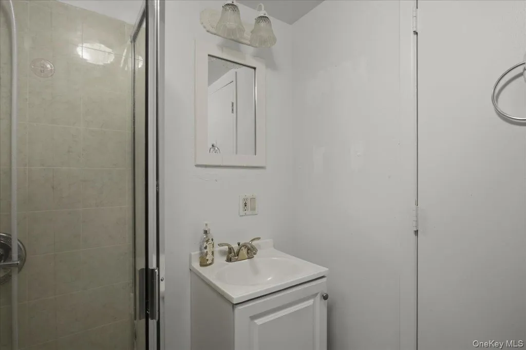 184 Fulton Street Poughkeepsie NY 12601