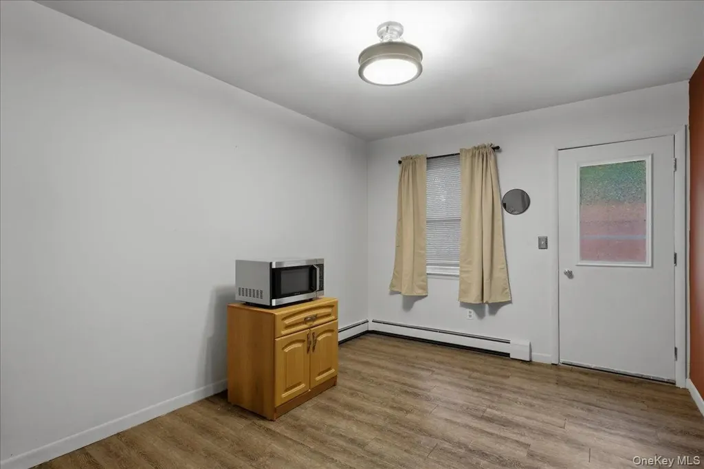 184 Fulton Street Poughkeepsie NY 12601