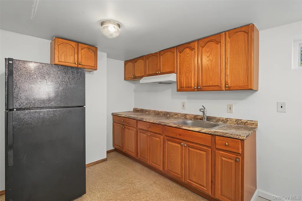 46 Oakland Avenue Central Islip NY 11722