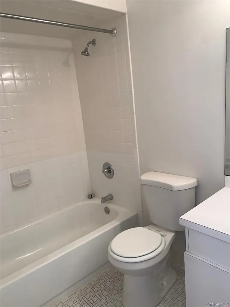 85 N Middletown Road Nanuet NY 10954