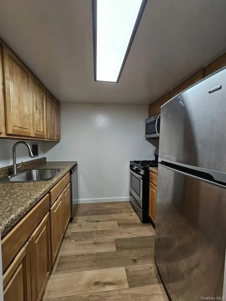 2287 Johnson Avenue Bronx NY 10463
