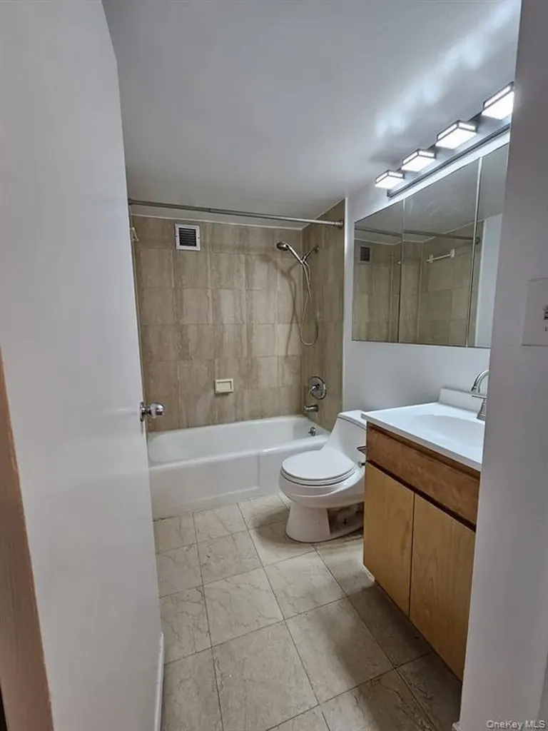 2287 Johnson Avenue Bronx NY 10463