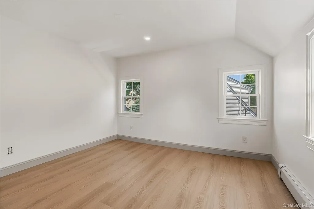 168 Longview Avenue White Plains NY 10605