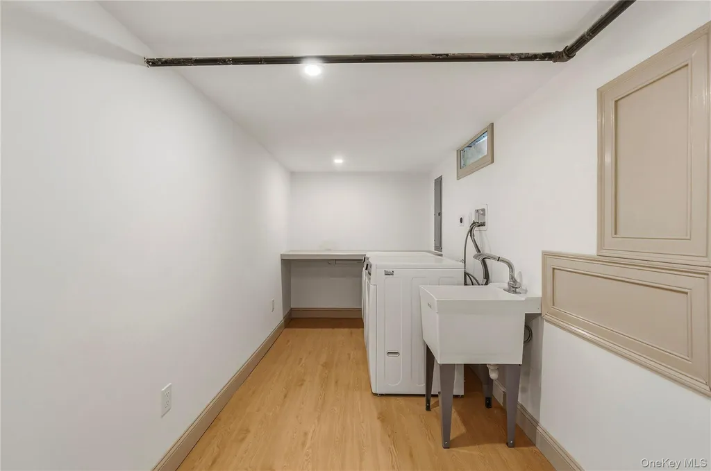 168 Longview Avenue White Plains NY 10605