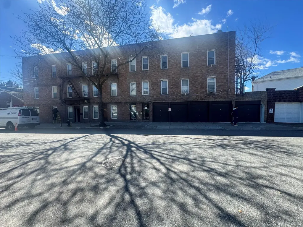2897 Dudley Avenue Bronx NY 10461