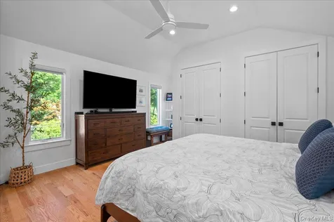 25 Shadow Lane Larchmont NY 10538