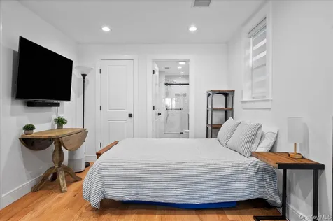 25 Shadow Lane Larchmont NY 10538