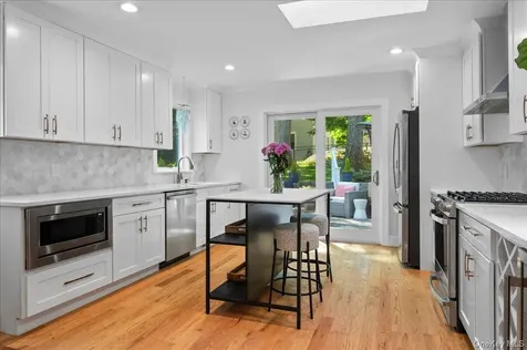 25 Shadow Lane Larchmont NY 10538