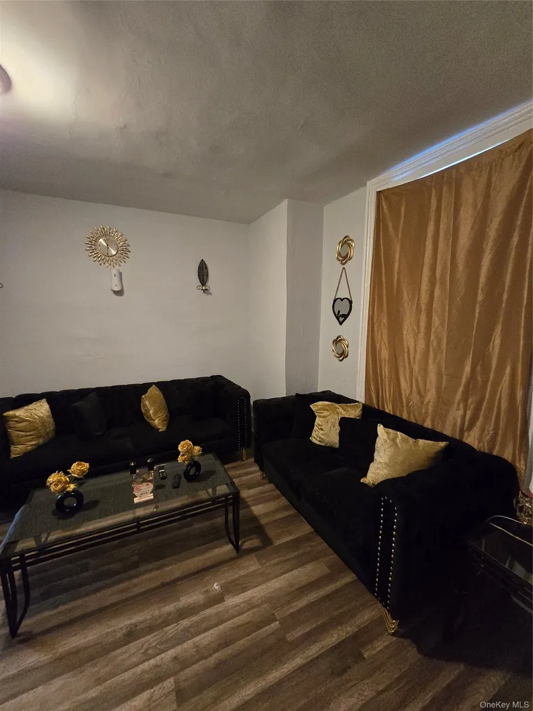 17 Conklin Street Poughkeepsie NY 12601