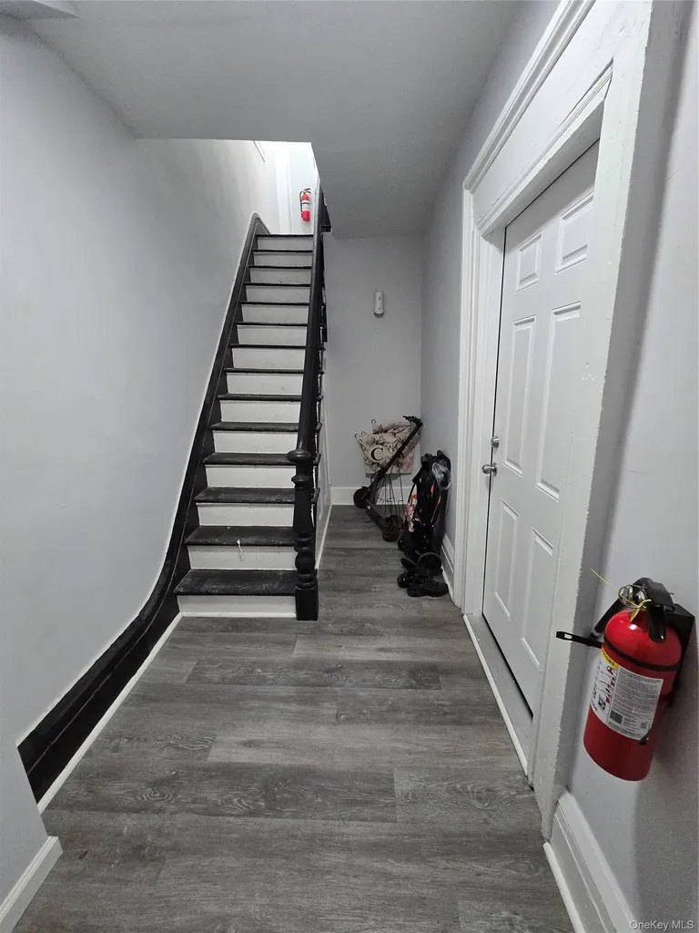 17 Conklin Street Poughkeepsie NY 12601