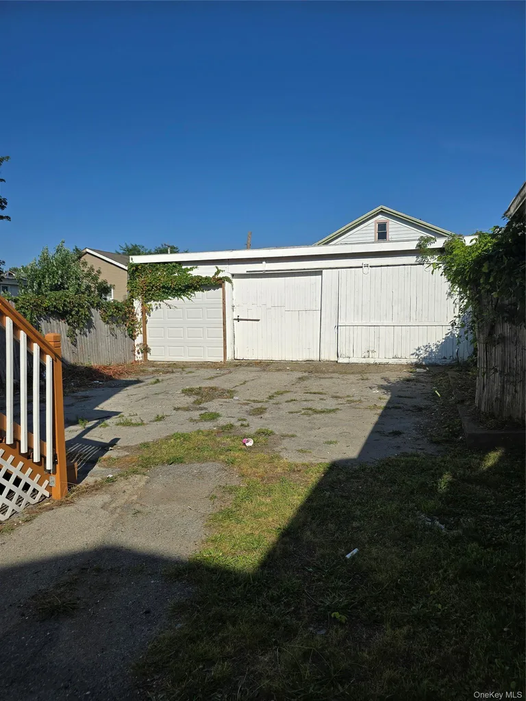 17 Conklin Street Poughkeepsie NY 12601