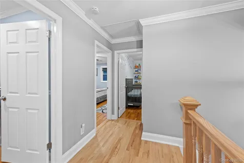 27 Nottinghill Drive Massapequa NY 11758
