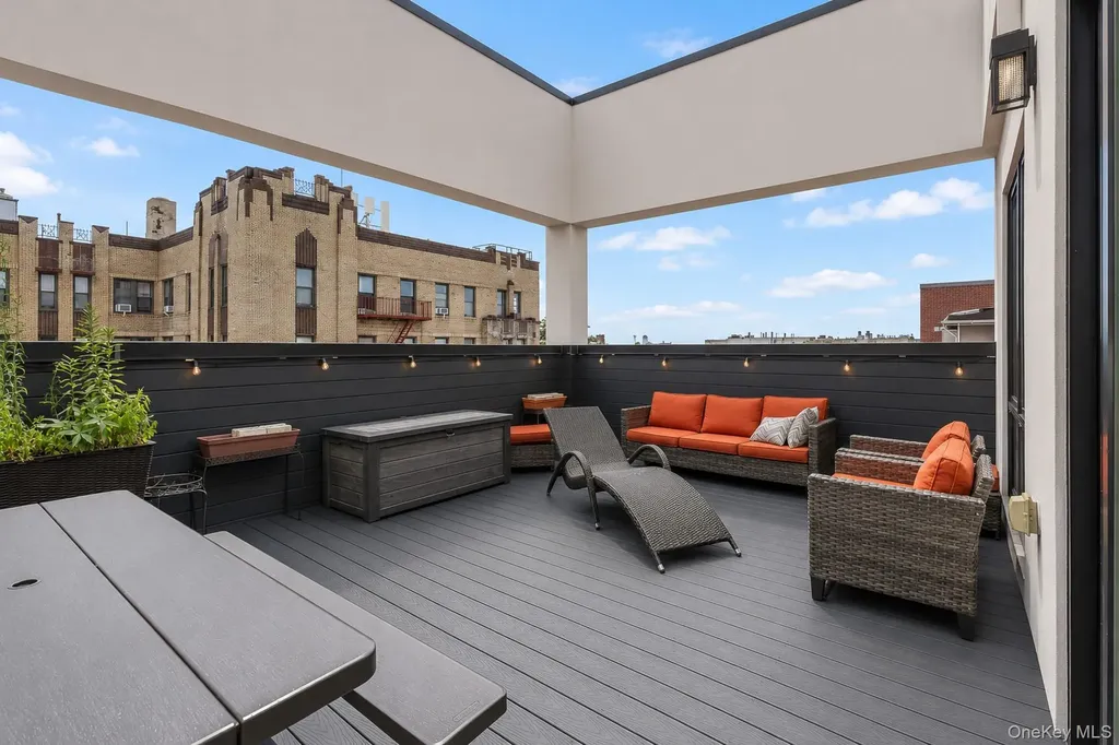 1414 W 4th Street Brooklyn NY 11204