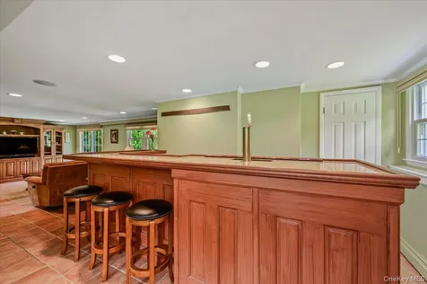 5 North Court Mahopac NY 10541