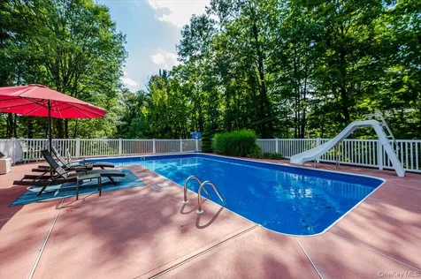 5 North Court Mahopac NY 10541