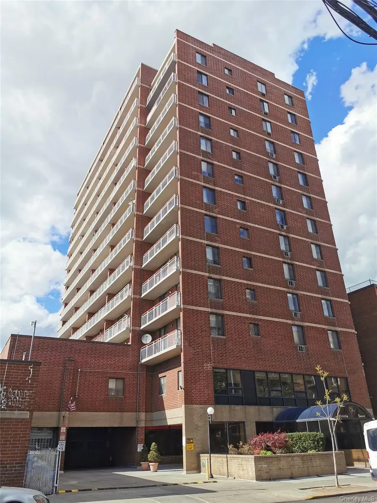 13617 Maple Avenue Flushing NY 11355