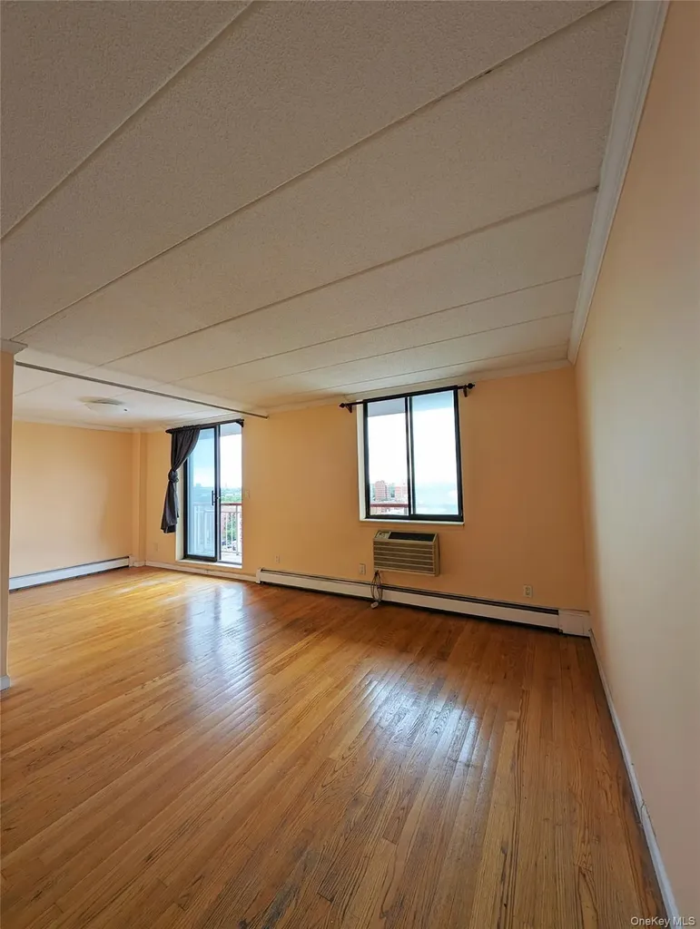 13617 Maple Avenue Flushing NY 11355