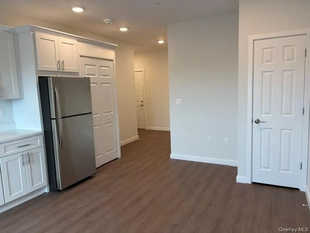 227 4th Avenue Bay Shore NY 11706