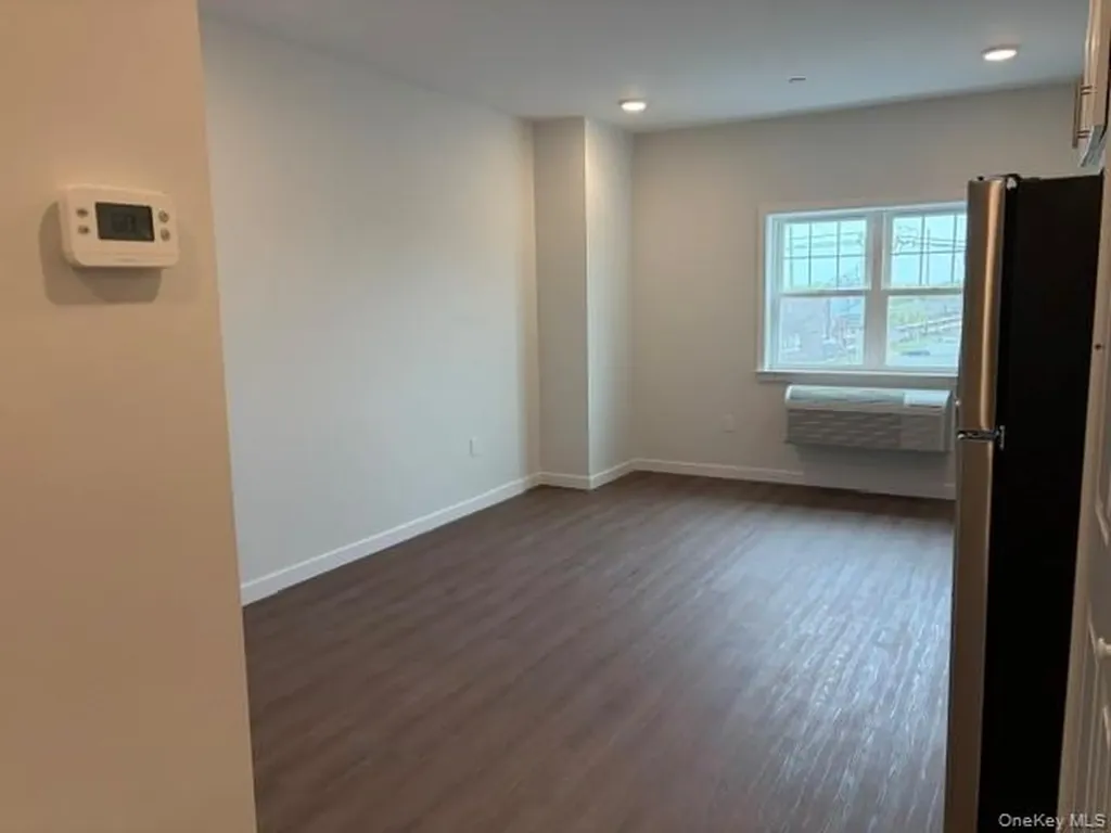 227 4th Avenue Bay Shore NY 11706