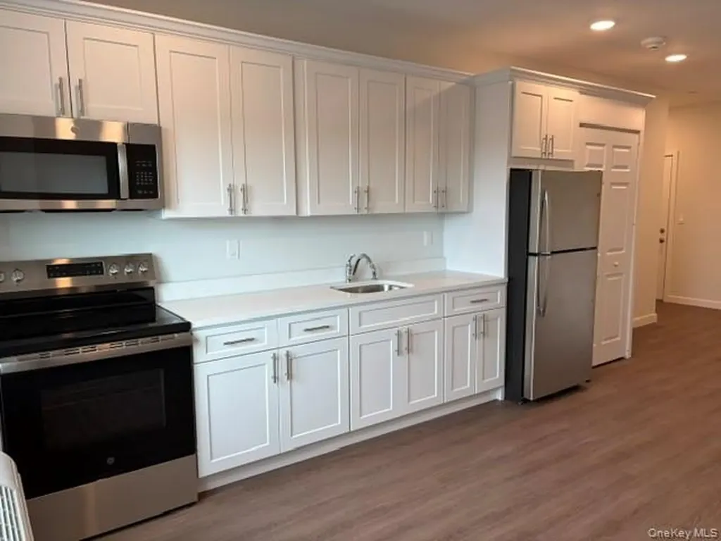 227 4th Avenue Bay Shore NY 11706