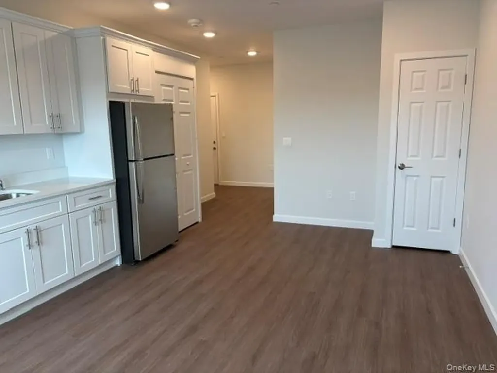 227 4th Avenue Bay Shore NY 11706