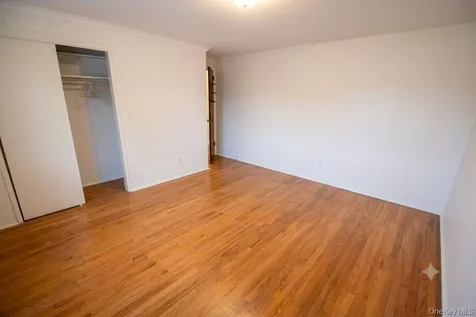 333 N Albany Avenue Massapequa NY 11758