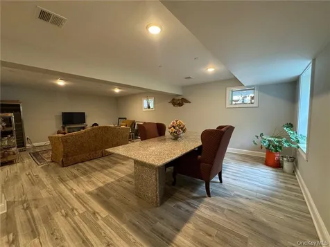 4 Rose Avenue Harrison NY 10528