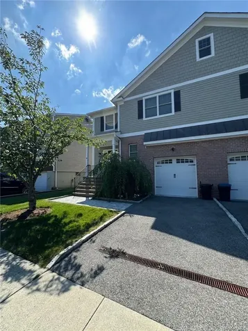 4 Rose Avenue Harrison NY 10528