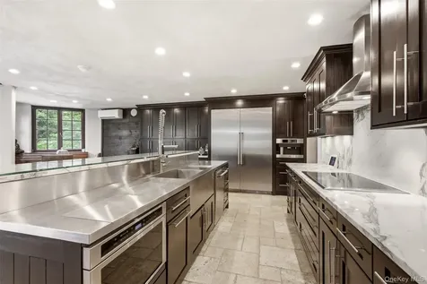 36 Spring Street Cold Spring Harbor NY 11724