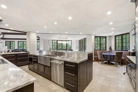 36 Spring Street Cold Spring Harbor NY 11724