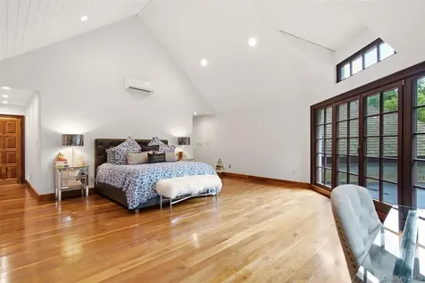 36 Spring Street Cold Spring Harbor NY 11724