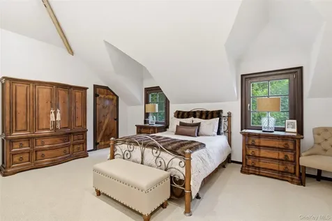 36 Spring Street Cold Spring Harbor NY 11724