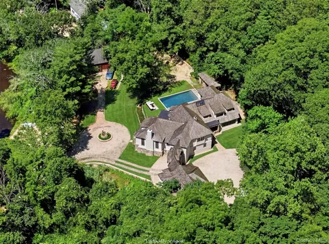 36 Spring Street Cold Spring Harbor NY 11724