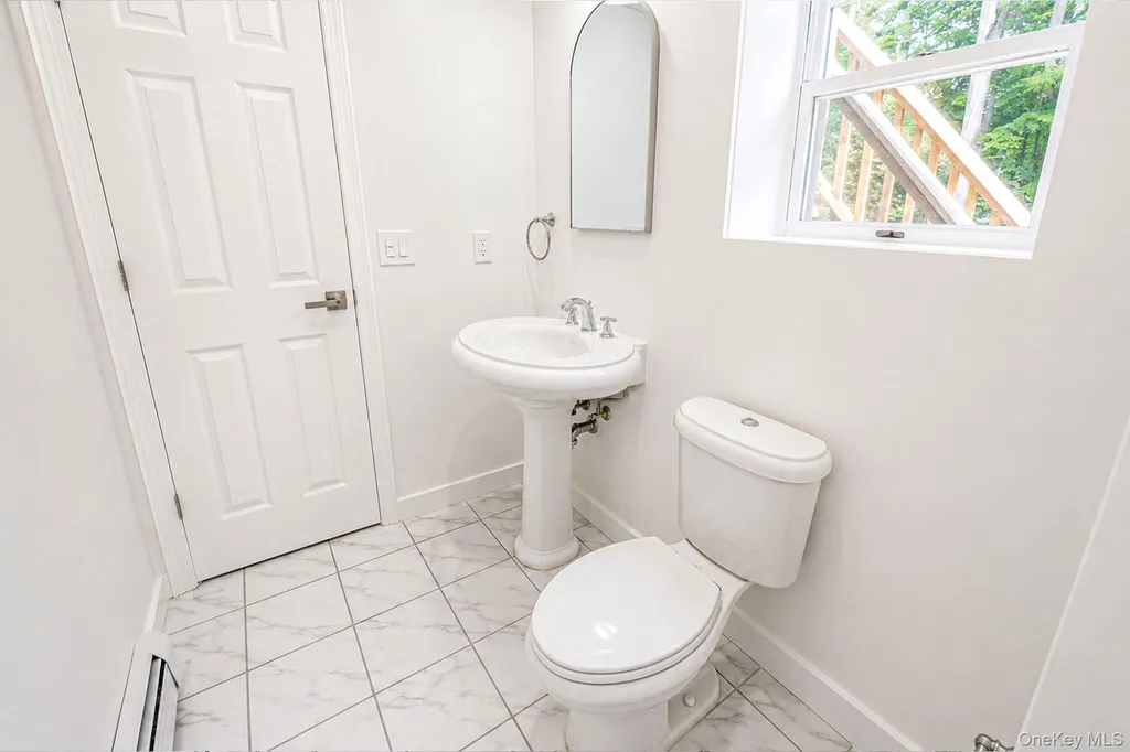 94 Crestwood Boulevard Poughkeepsie NY 12603