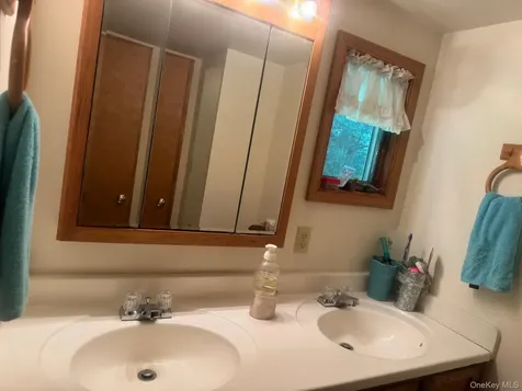 60 Highland Lake Road Eldred NY 12732