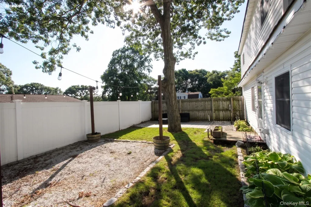 9 College Hills Drive Farmingville NY 11738