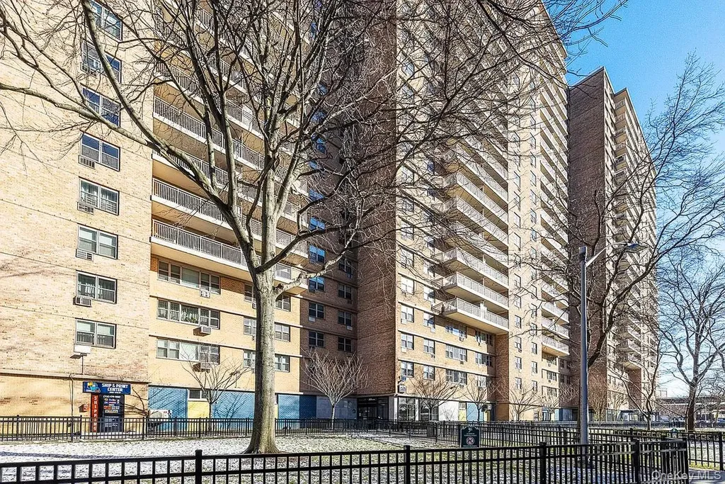 2925 W 5th Street Brooklyn NY 11224