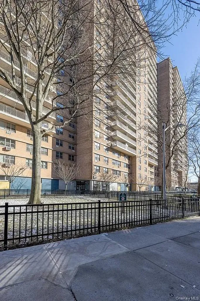 2925 W 5th Street Brooklyn NY 11224