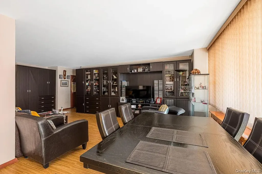 2925 W 5th Street Brooklyn NY 11224