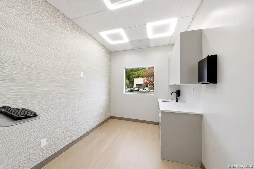 860 Central Park Avenue Scarsdale NY 10583